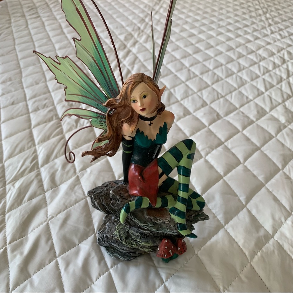 Collectable Fairies - Picture 1 of 7